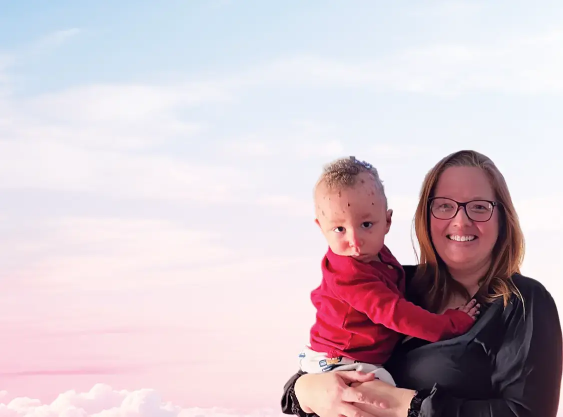 Caregiver ambassador posing with her loved one