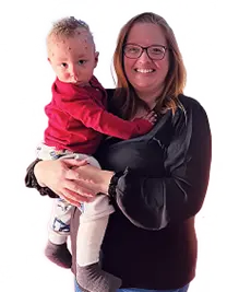 Caregiver ambassador posing with her loved one